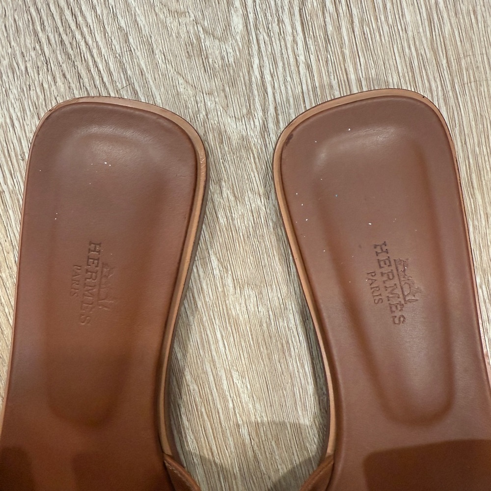 Hermes Oran Sandals - Picture 3 of 14